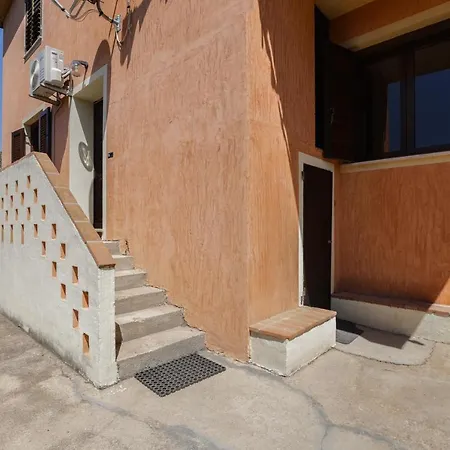 Coe Serra Apartment